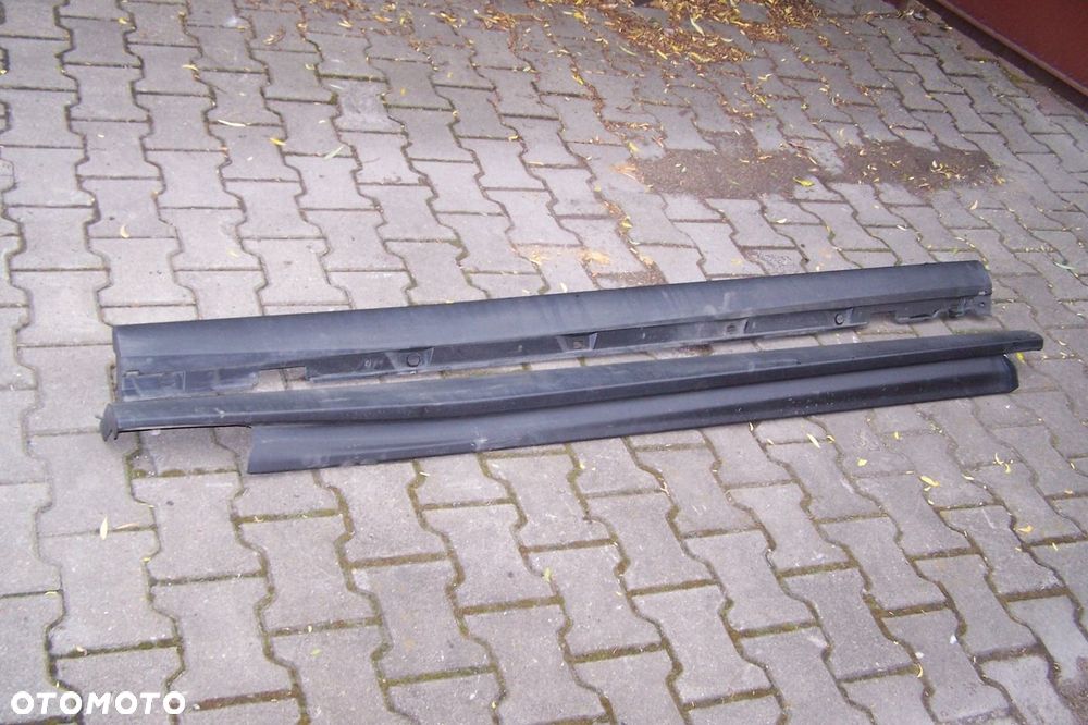 Ford Focus mk4 nakładka na próg osłona listwa - 2