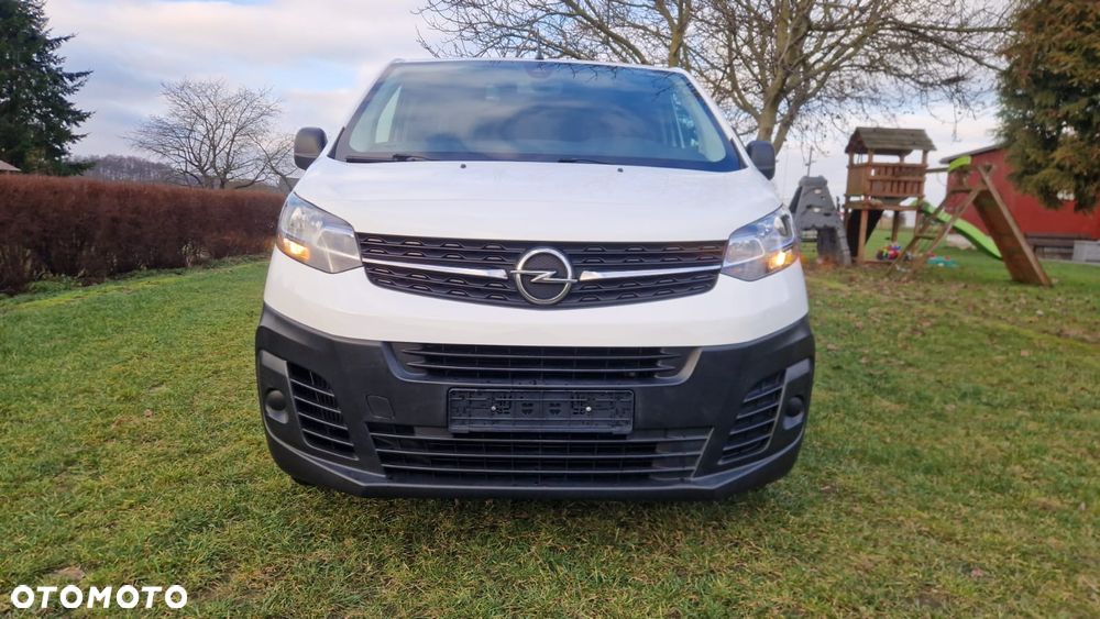 Opel Vivaro - 11