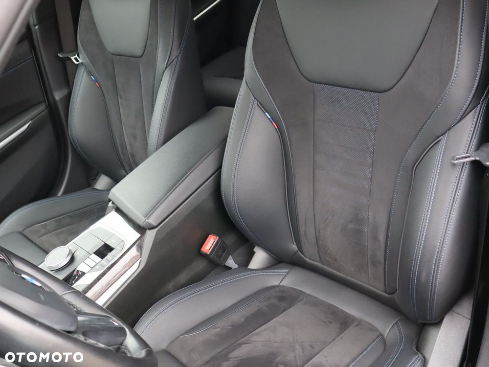 BMW Seria 3 320d xDrive mHEV M Sport - 8