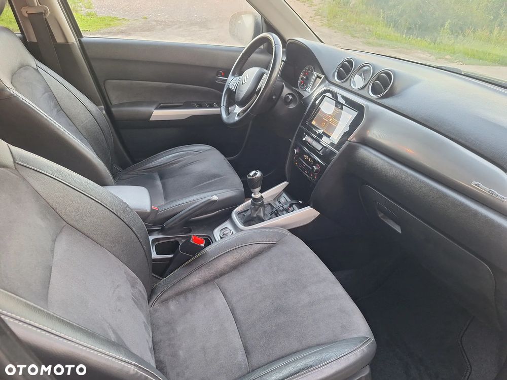 Suzuki Vitara 1.6 DDiS (4x4) Allgrip Comfort+ - 29