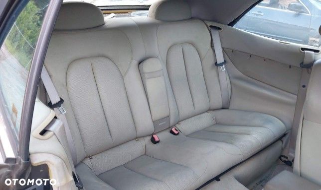 Mercedes-Benz CLK - 4