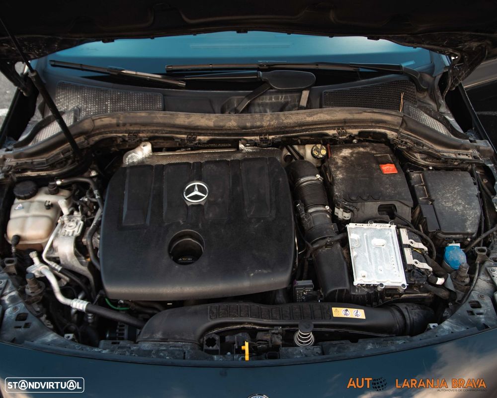 Mercedes-Benz B 180 d Style Plus Aut. - 36