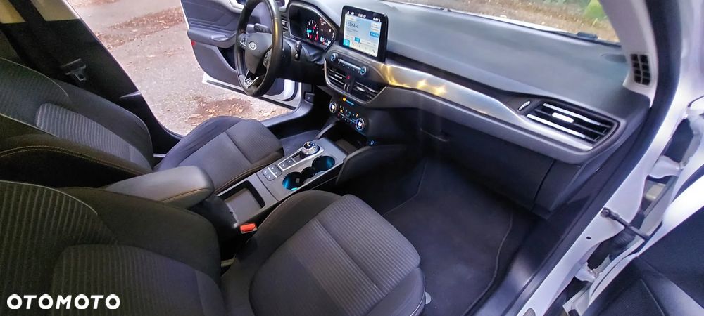 Ford Focus 1.5 EcoBlue Start-Stopp-System TITANIUM - 13