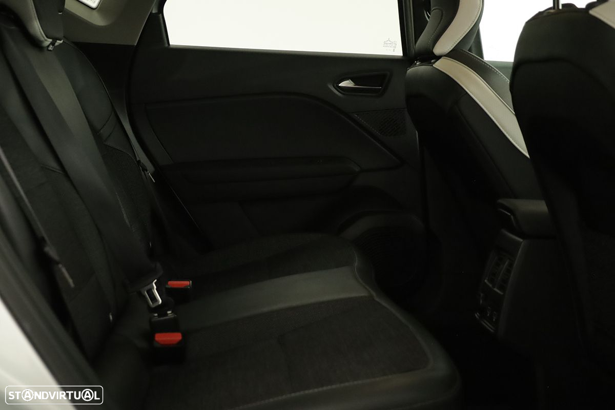 Renault Captur 1.0 TCe Techno Bi-Fuel - 22