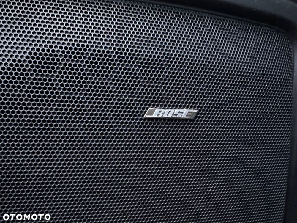 Porsche Cayenne - 15