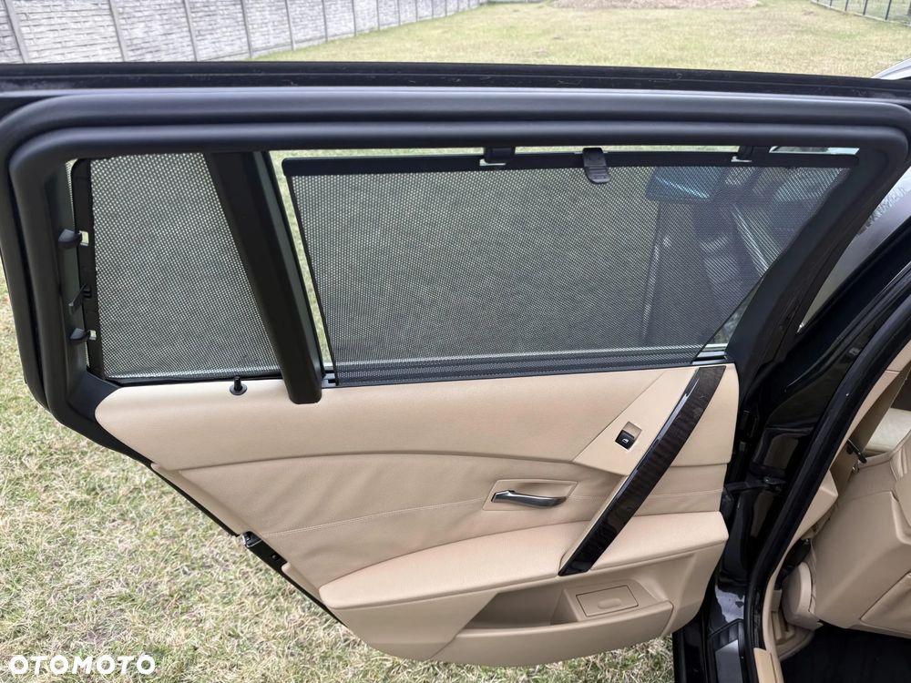 BMW Seria 5 530i - 17