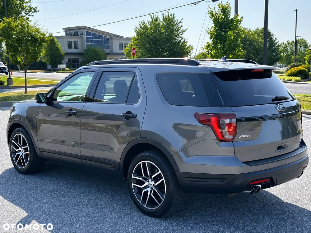 Ford Explorer - 6