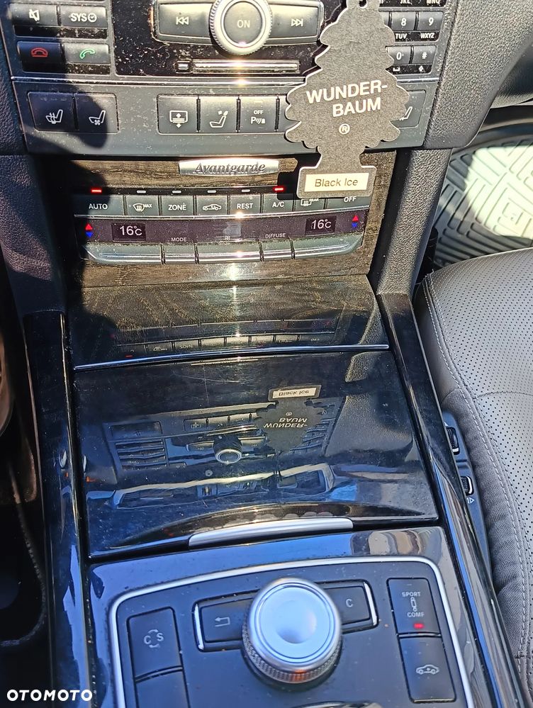 Mercedes-Benz Klasa E 350 CDI BlueEff Avantgarde - 17