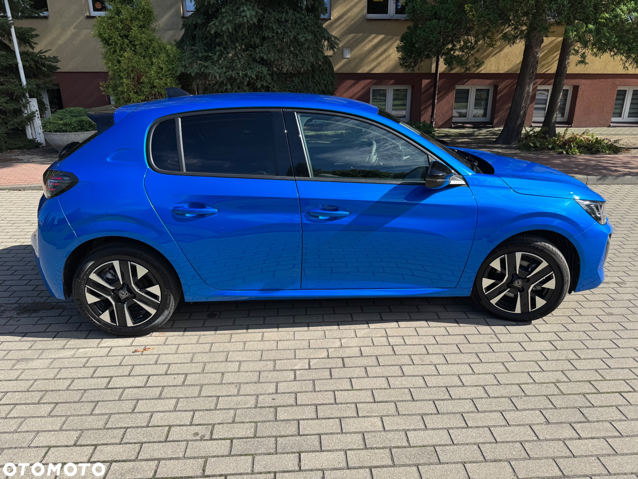 Peugeot 208 1.2 mHEV Active - 4