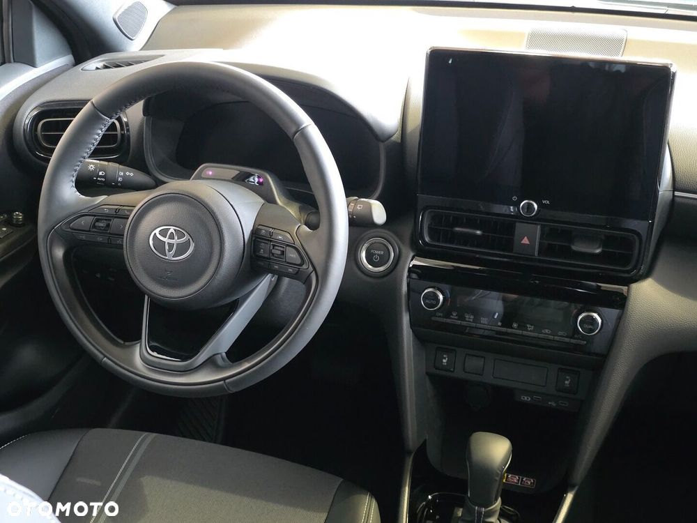 Toyota Yaris Cross Hybrid 1.5 Executive - 11