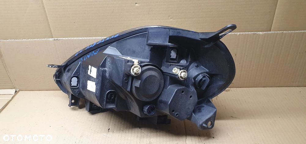 Lampa prawy przód przednia prawa Fiat Punto EVO - 5