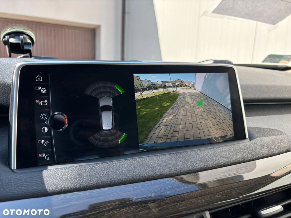 BMW X5 xDrive25d - 28