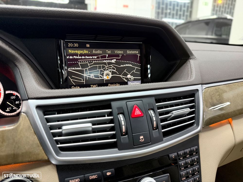 Mercedes-Benz E 250 CDI Elegance BlueEfficiency - 19