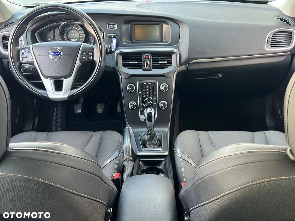 Volvo V40 - 20