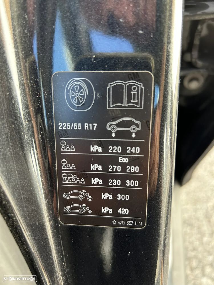 Opel Insignia Sports Tourer 2.0 CDTi Selection S/S - 17