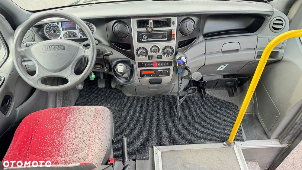 Irisbus Iveco Daily / 23 miejsca / Cena 87000 zł netto - 6