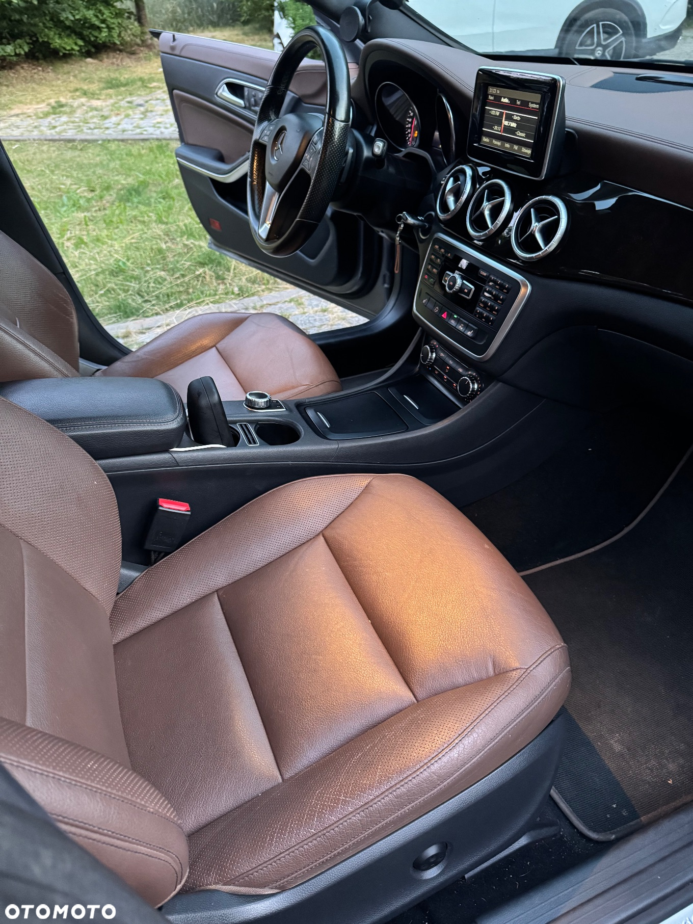 Mercedes-Benz CLA - 15