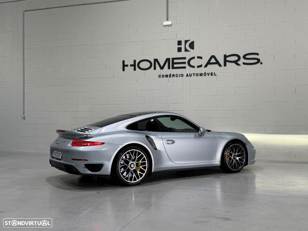 Porsche 911 (991) Turbo S - 12
