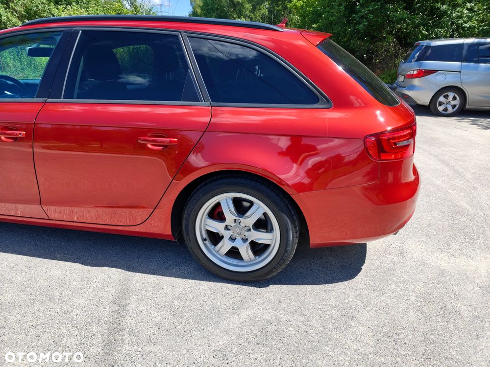 Audi A4 Avant 2.0 TDI ultra DPF Attraction - 10