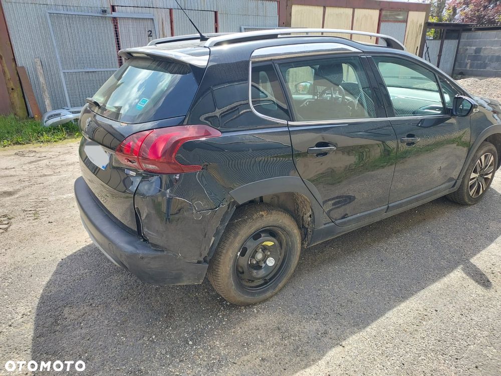 Peugeot 2008 PureTech 110 Stop&Start EAT6 GT-Line Edition - 8