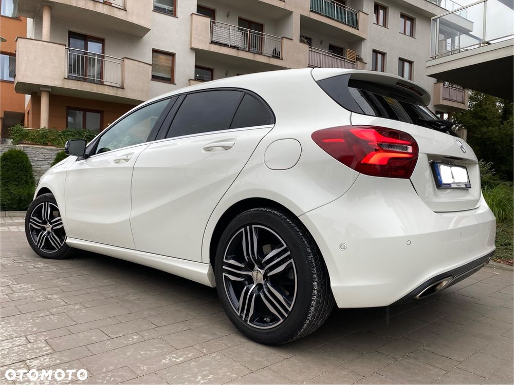 Mercedes-Benz Klasa A 180 7G-DCT Urban - 20