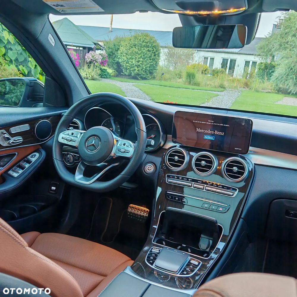 Mercedes-Benz GLC - 19