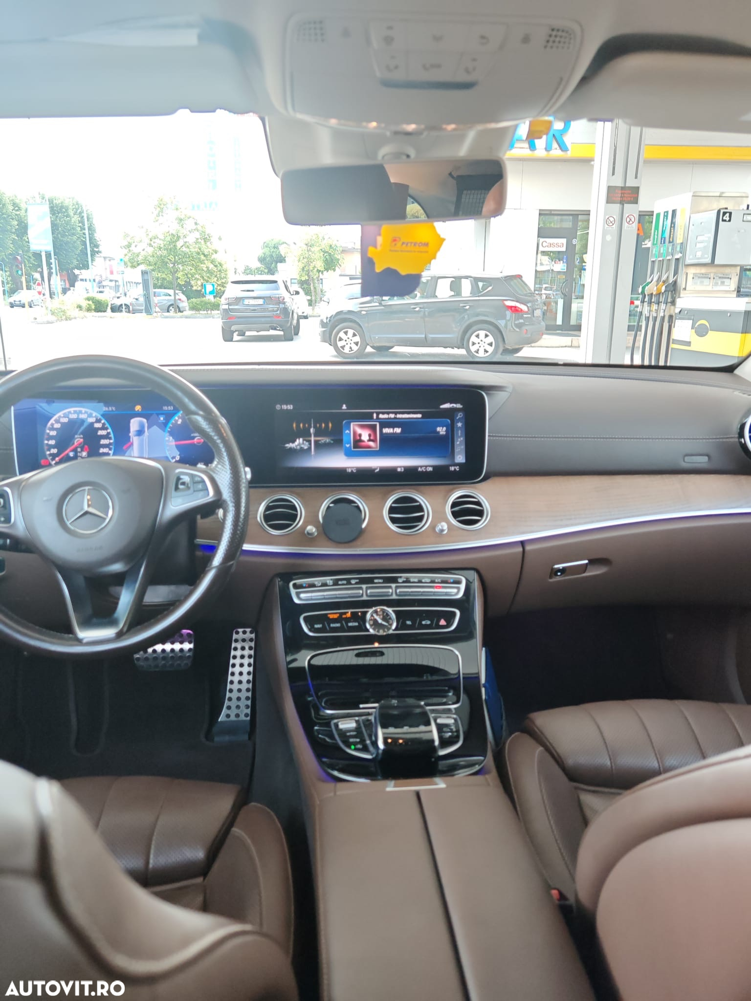 Mercedes-Benz E - 13