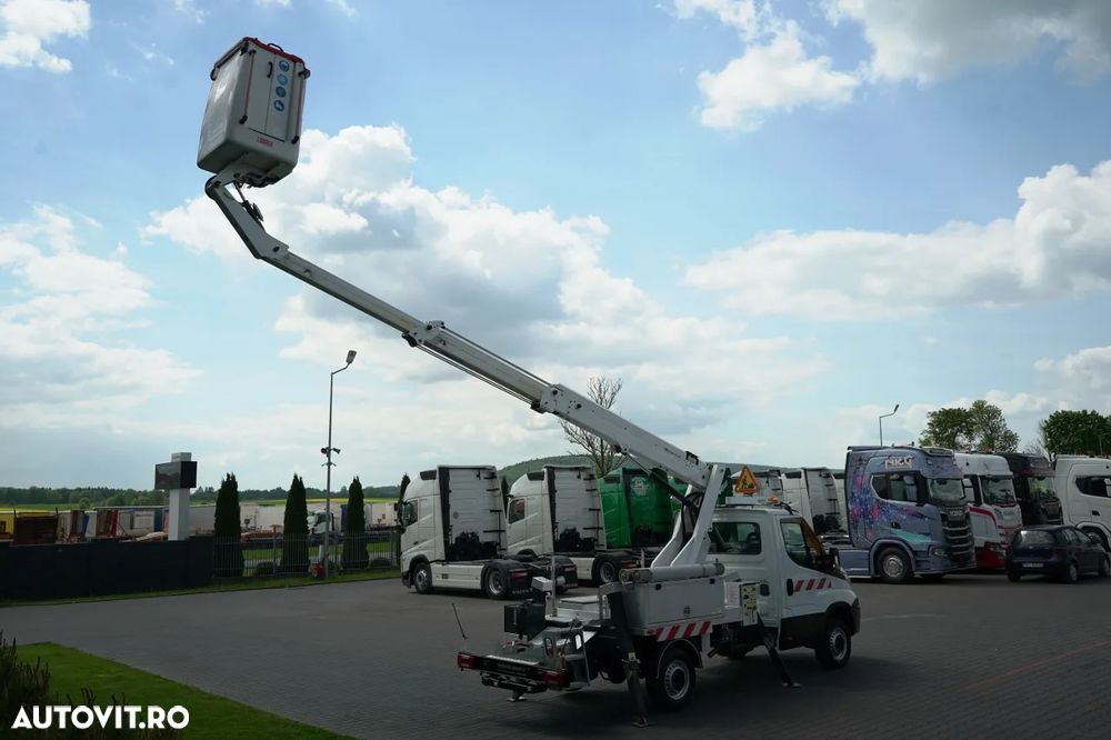 Iveco DAILY 35-140 / Platformă de lucru aeriană / FRANCE ELEVATEUR 141 TLE / 4 STABILIZATOARE / MANUALĂ / 2018 - 6