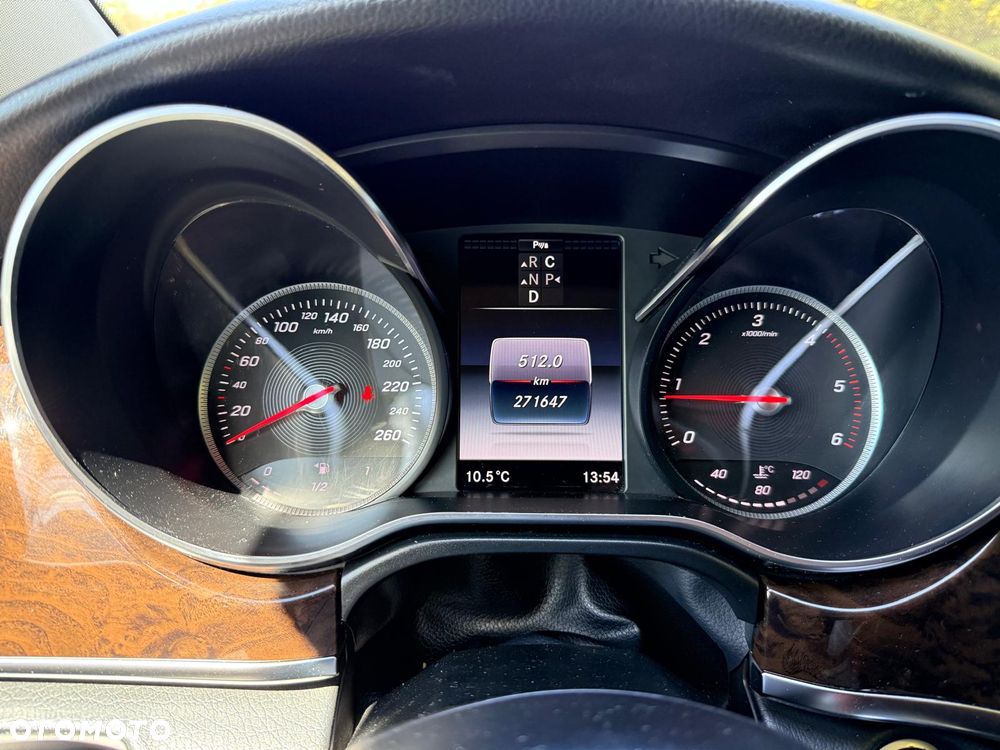 Mercedes-Benz Klasa V 250 (BlueTEC) d lang 7G-TRONIC - 29
