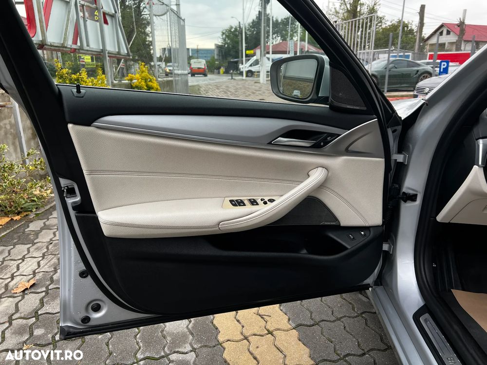 BMW Seria 5 530e AT PHEV - 37