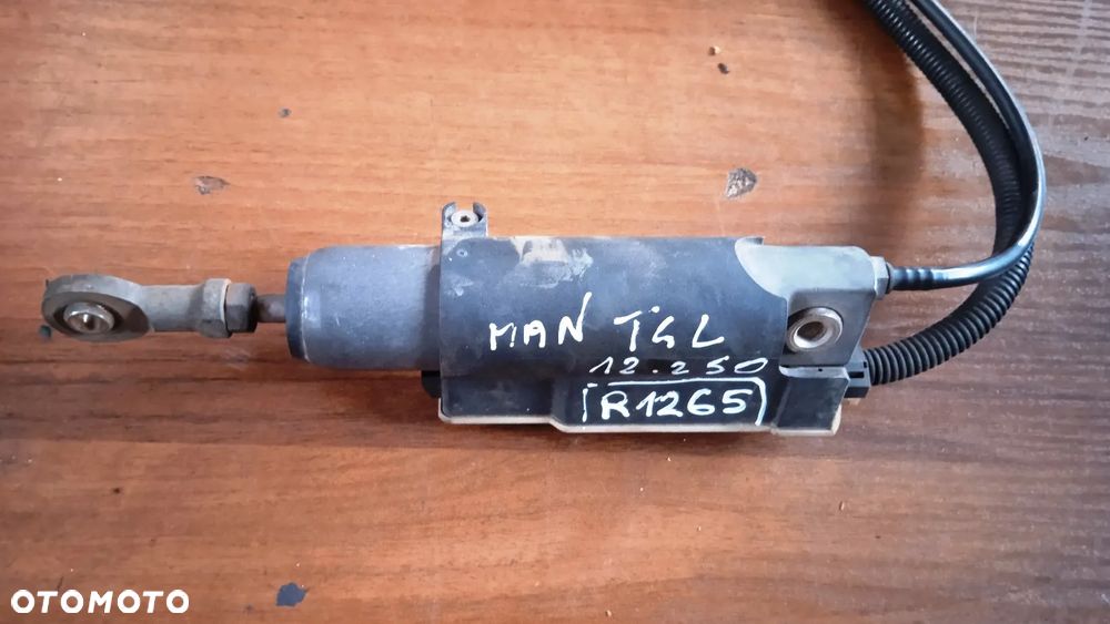 Siłownik zawór EGR Man TGL 12.250	51081500044 - 1