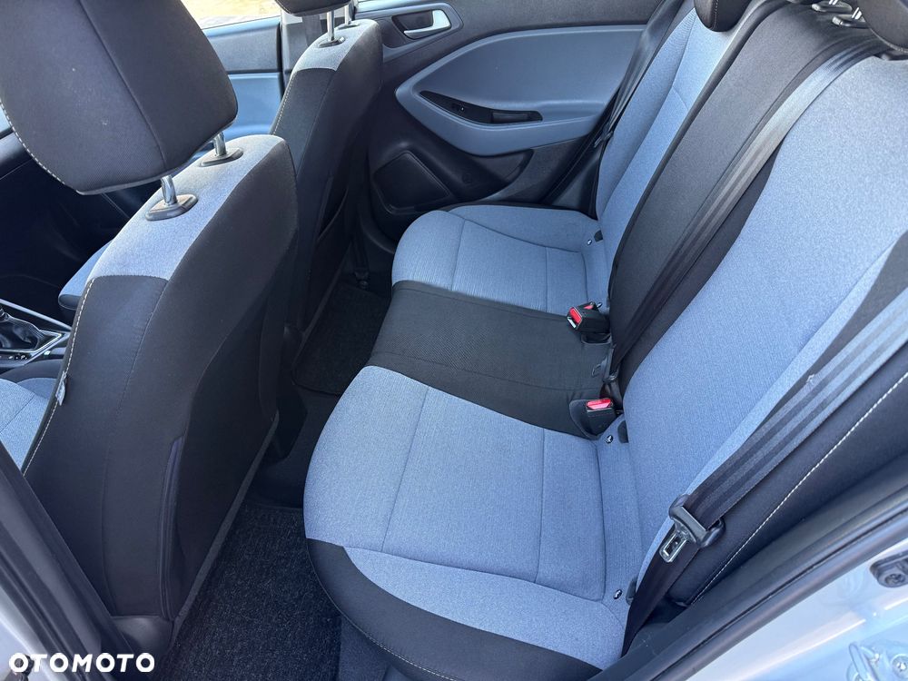 Hyundai i20 1.4 Style EU5 - 31