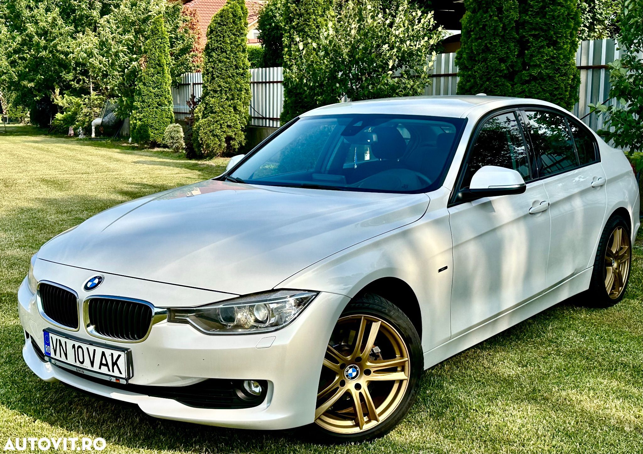 BMW Seria 3 - 1