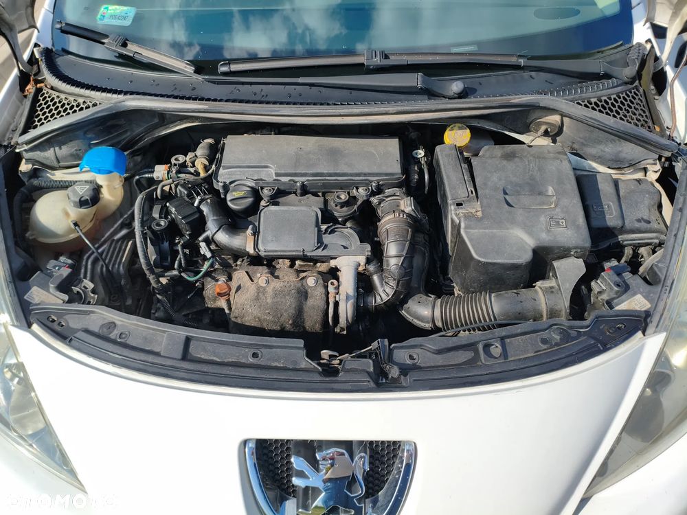 Peugeot 207 1.4 HDi Trendy - 12