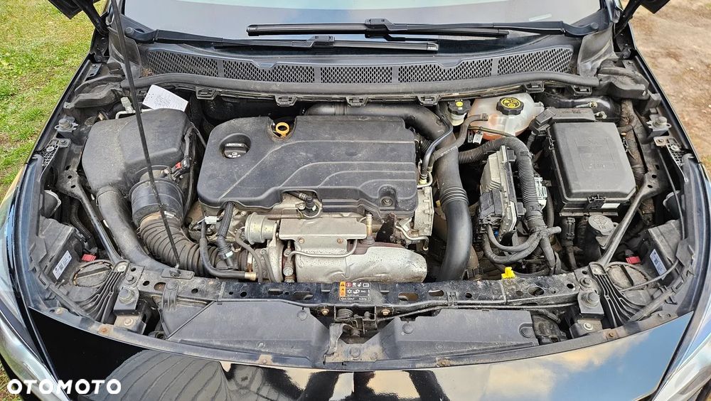 Opel Astra 1.4 T GPF Dynamic - 26