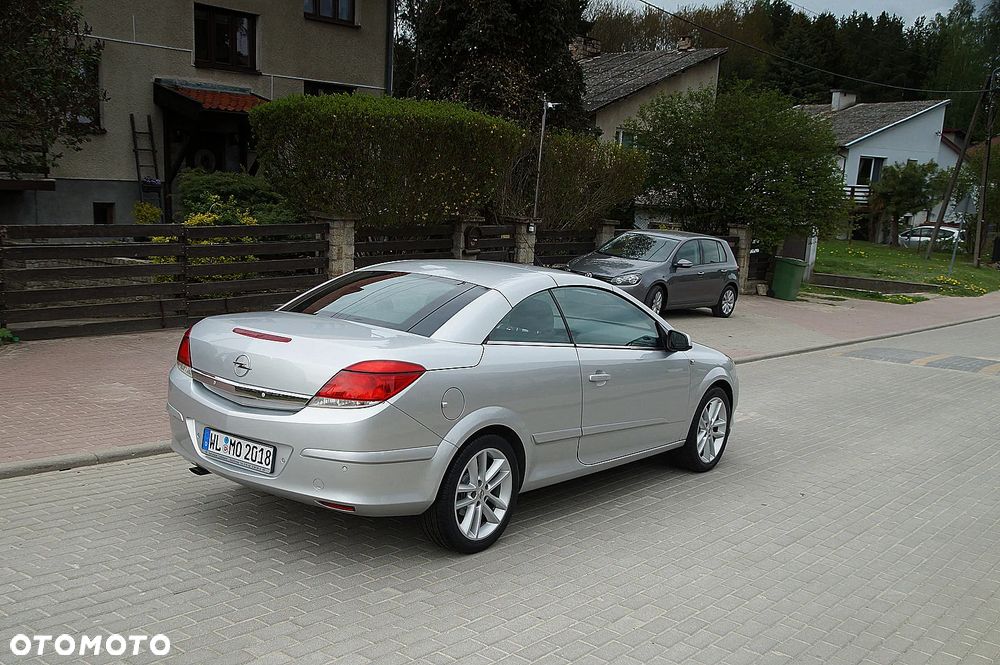 Opel Astra 1.6 Edition - 19