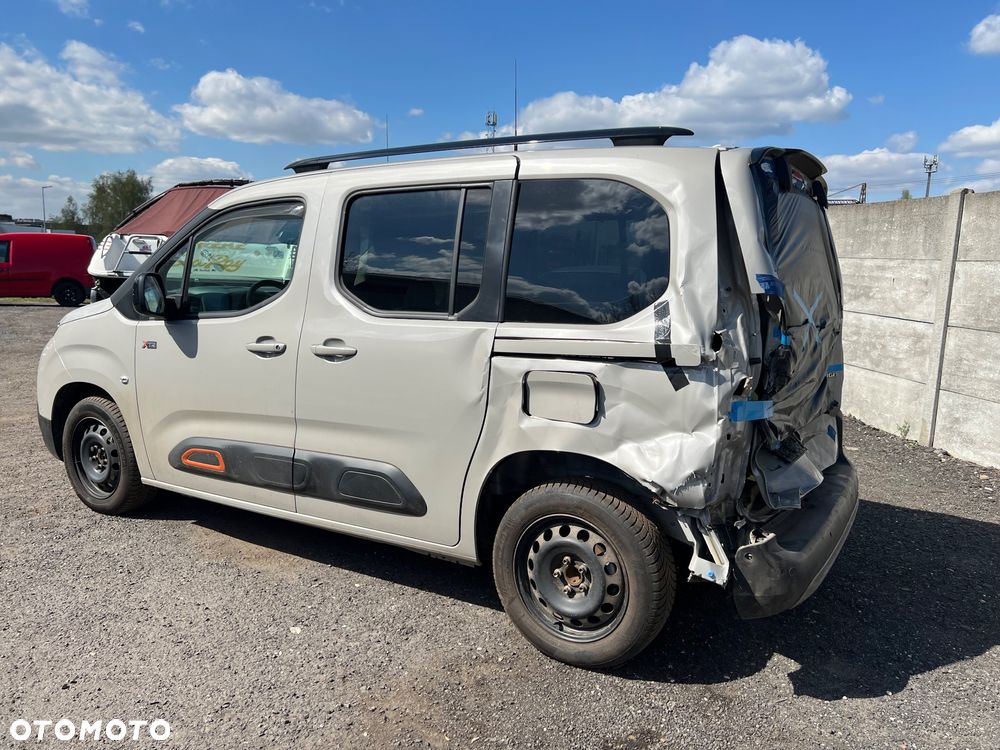 Citroën Berlingo M PureTech 130 EAT8 FEEL PACK - 9