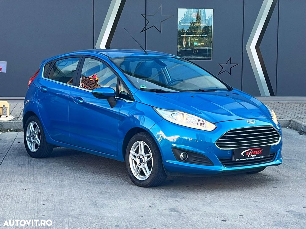 Ford Fiesta 1.0 EcoBoost S&S TITANIUM - 2