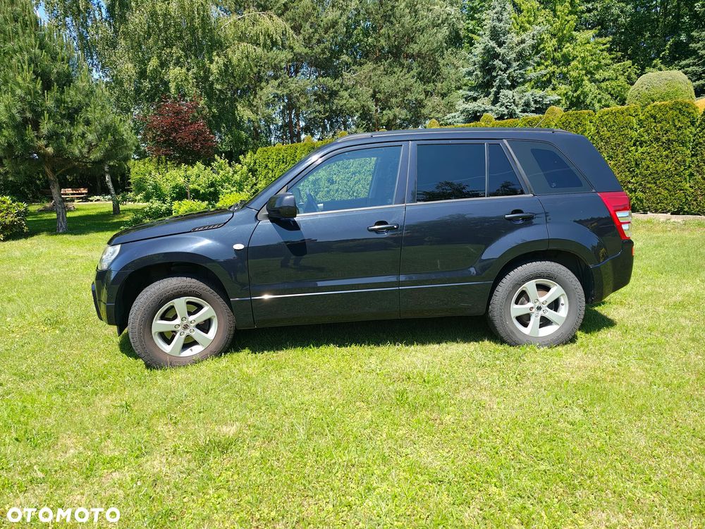 Suzuki Grand Vitara 2.0 Comfort - 1