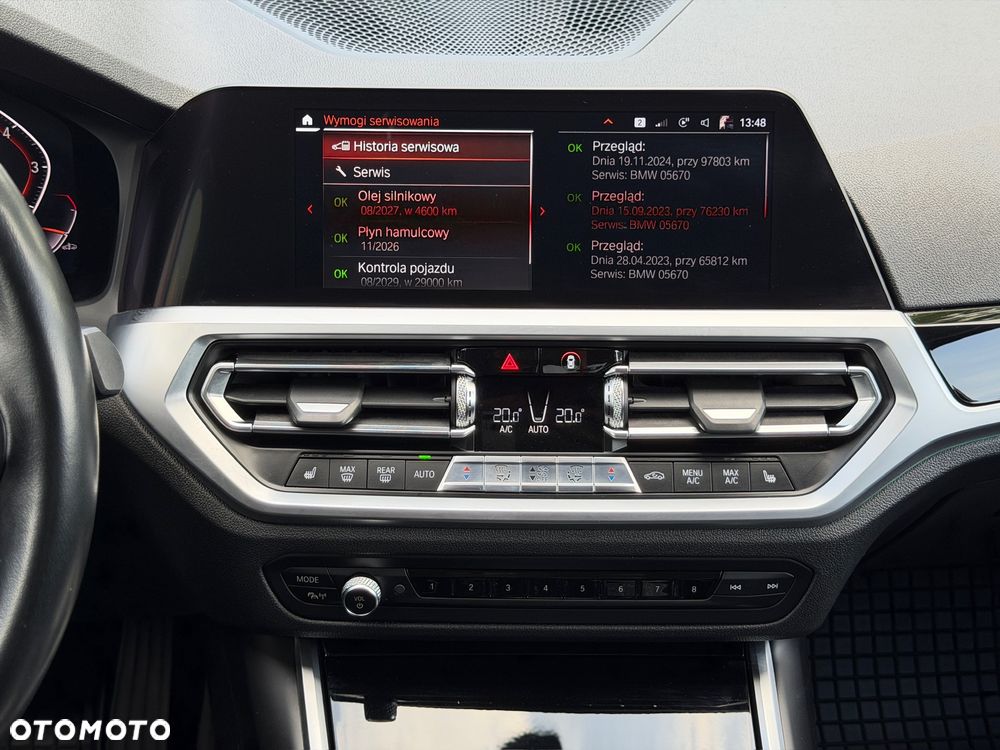 BMW Seria 3 330i Sport Line - 26