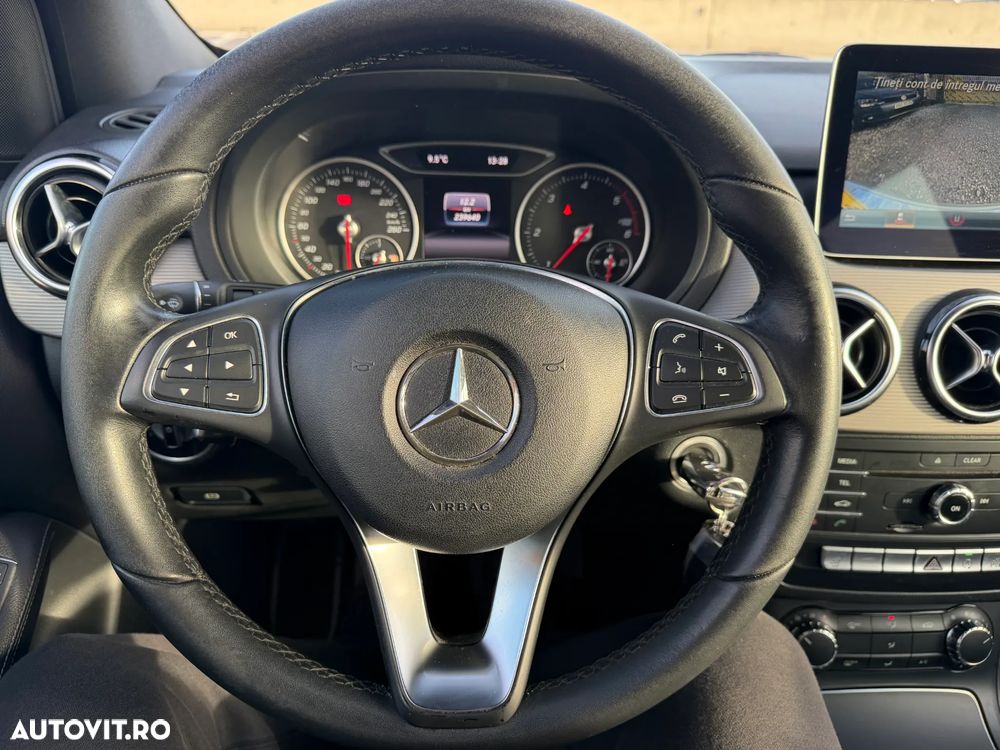 Mercedes-Benz B 180 d BlueEfficiency Edition Style - 17