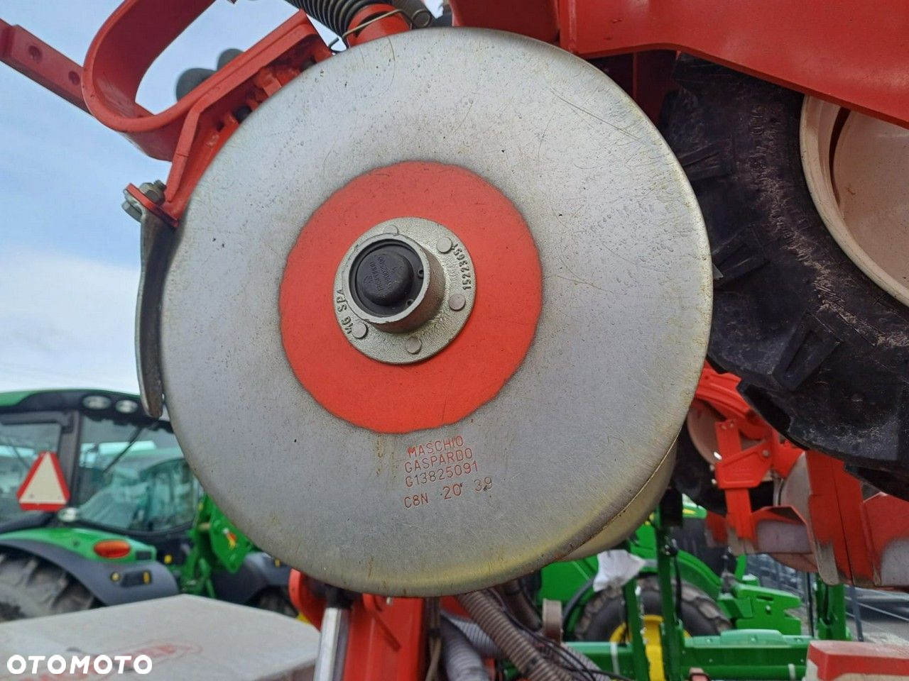 Gaspardo Manta 8MTR + Monosem Ferti Avant - 14