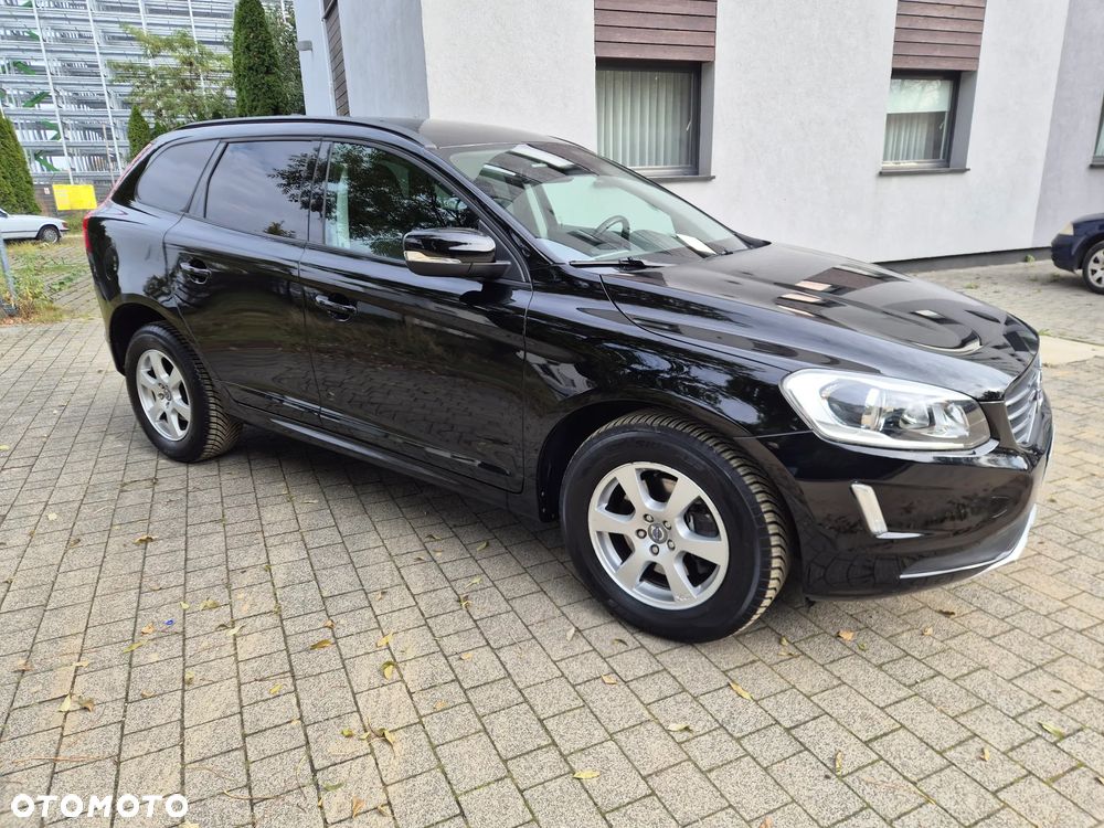 Volvo XC 60 D3 Momentum - 4