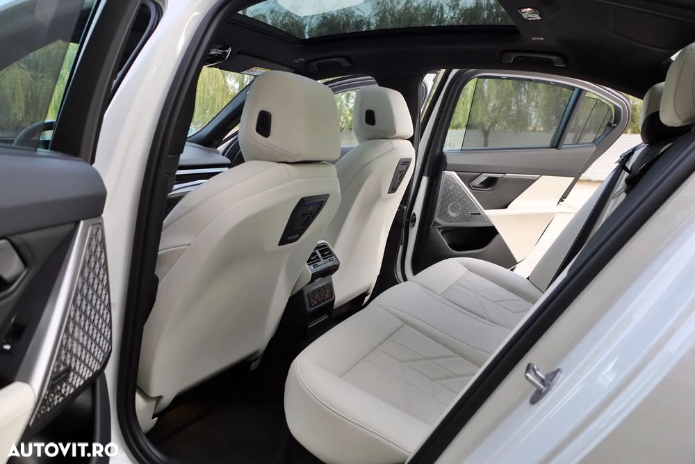 BMW Seria 5 520i AT MHEV - 6