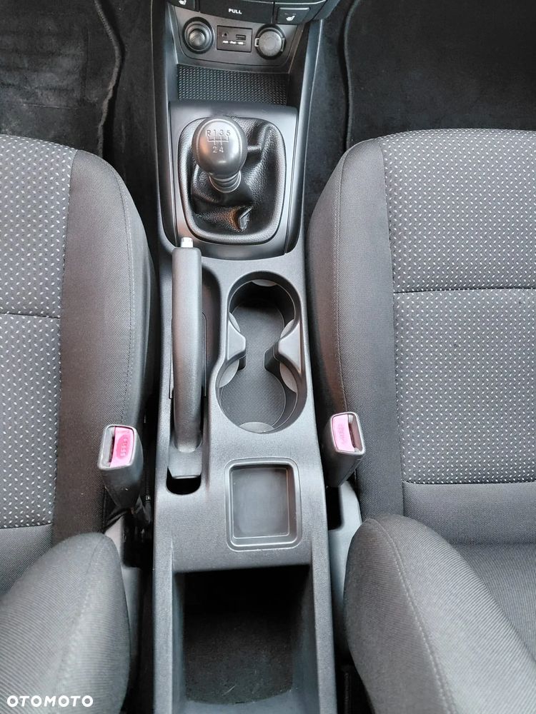 Hyundai i30 1.4 Blue Classic - 24