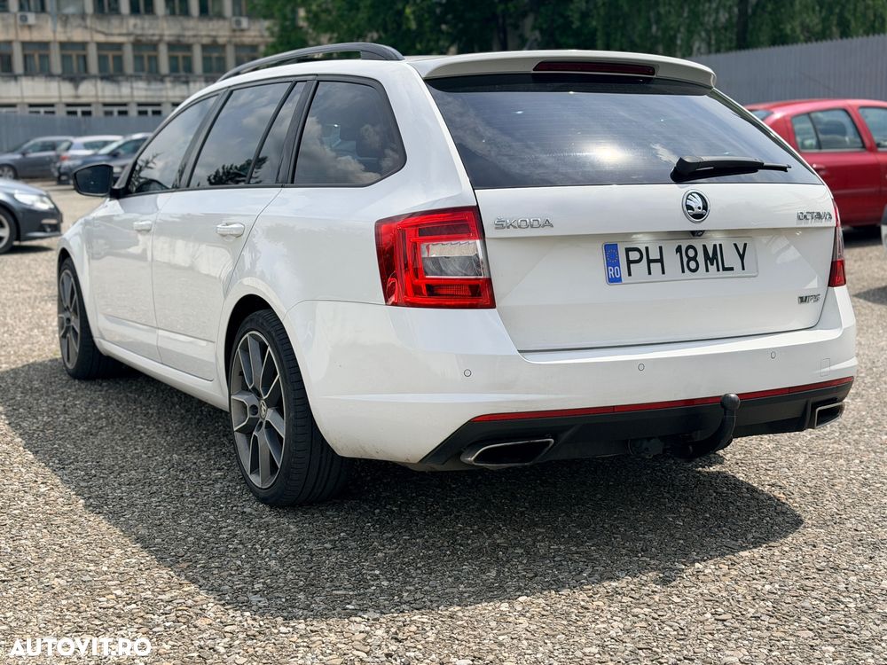 Skoda Octavia 2.0 TDI DSG RS - 6