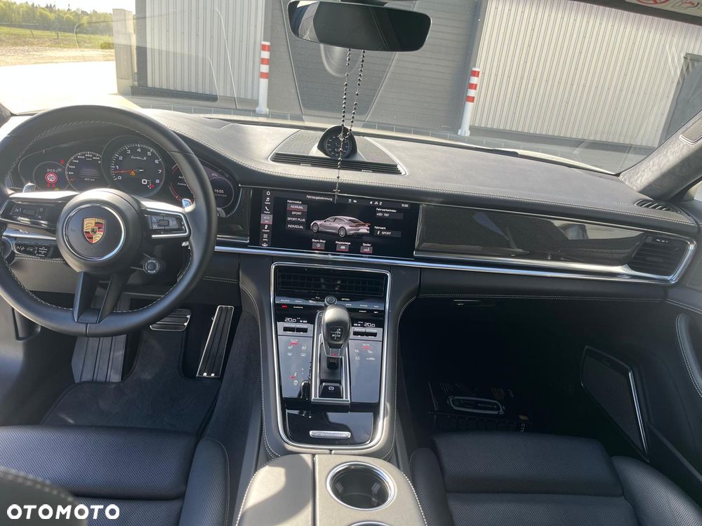 Porsche Panamera Turbo S - 6