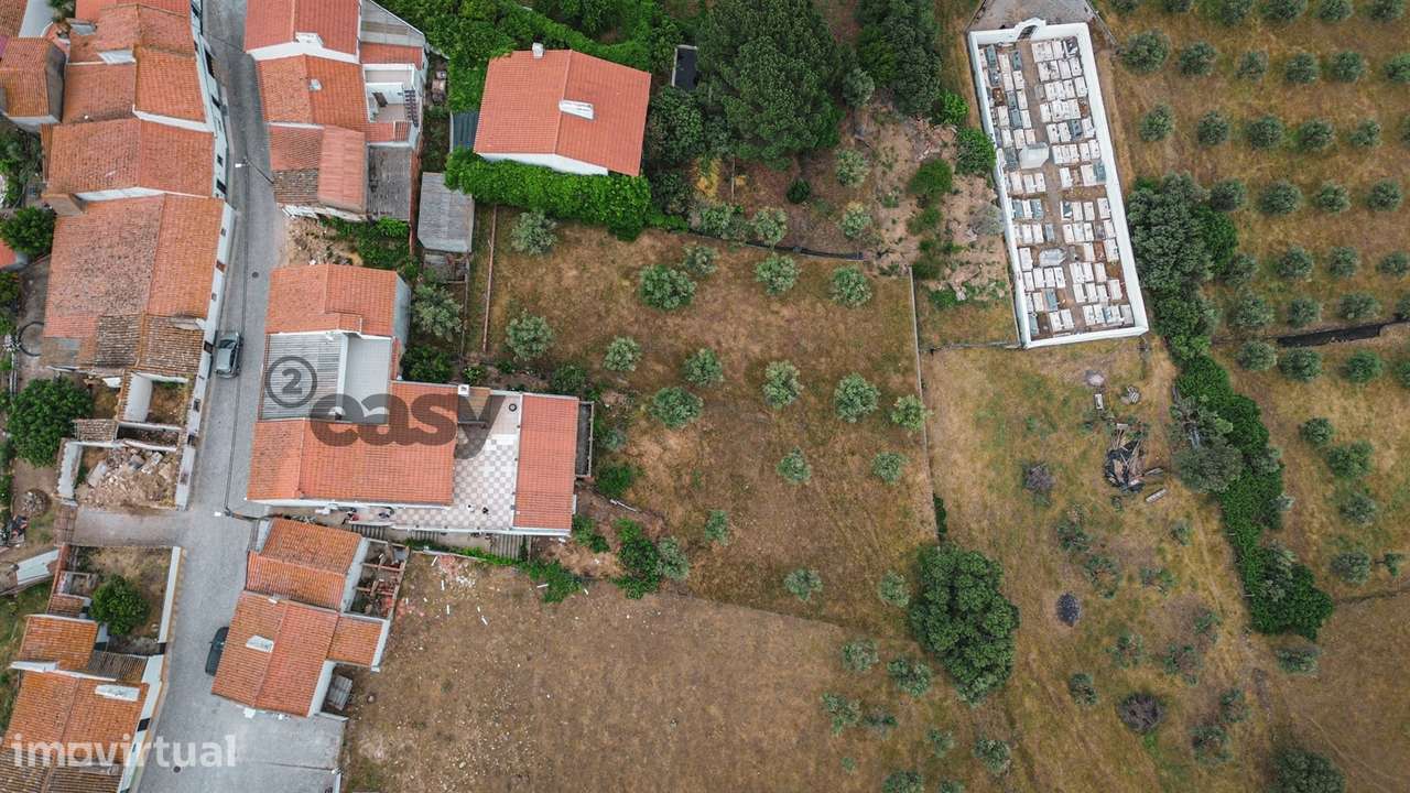 Moradia T3 e Terreno Rústico nas proximidades de Évora - Grande imagem: 4/23