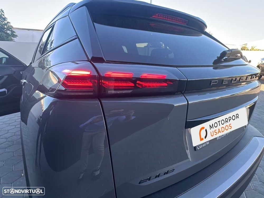 Peugeot 2008 1.2 PureTech Allure - 12