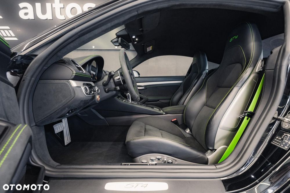 Porsche 718 Cayman GPF GT4 PDK - 14